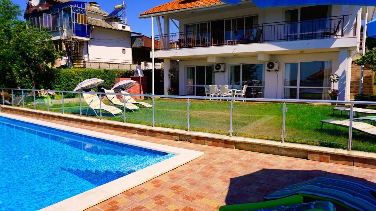 Вила Сънрайз - Villa Sunrise Varna Exterior photo